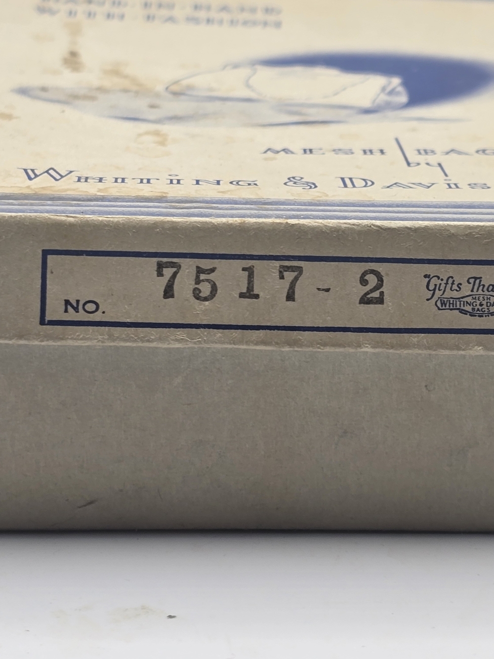 Vintage Whiting & Davis Co. Mesh Bag in Original Box - Picture 5 of 10